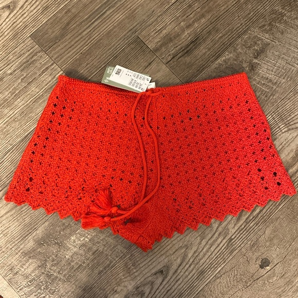 Red crochet shorts - Picture 1 of 6